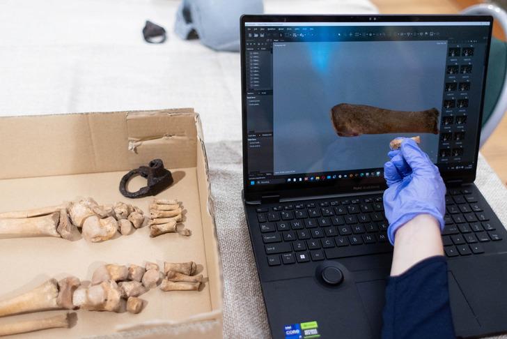 'Vampir' Zosia'nın 400 yıl önceye ait yüzü canlandırıldı! Ayağına kilit vurup boynuna tılsımlar koymuşlar...  G5