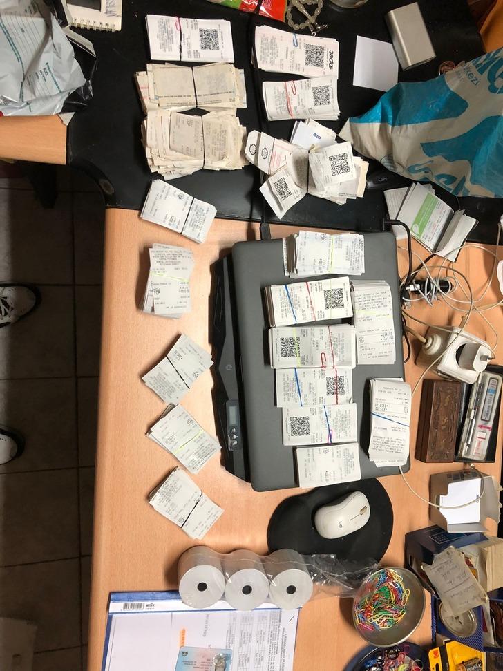 57 kişilik operasyon... Tam 60 milyon TL'lik sahte fatura düzenlemişler! G1