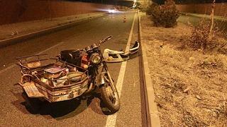 Bingöl'de hafif ticari aracın çarptığı sepetli motosikletteki 1 kişi öldü, 2 kişi yaralandı