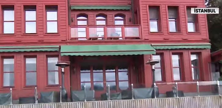 İstanbul Boğazı'nın 'kırmızı süsü' Abdülgaffar Karacadağ yalısı 'petrol kralı'na satıldı! 10 yıldır ilandaydı, 'yakın geçmişin en pahalısı' oldu G1