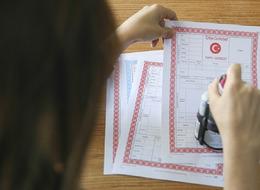 1 Ocak 2025 tarihine kadar çipli kimlik kartınızı almalısınız! Tapu düğmeye bastı: Eski nüfus cüzdanına alım-satım yok! 