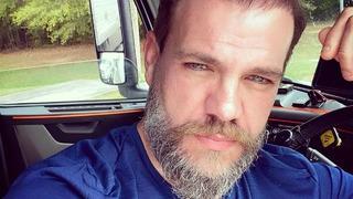 Amerika'ya yerleşmişti! Tolga Karel seçimde desteklediği adayı paylaştı