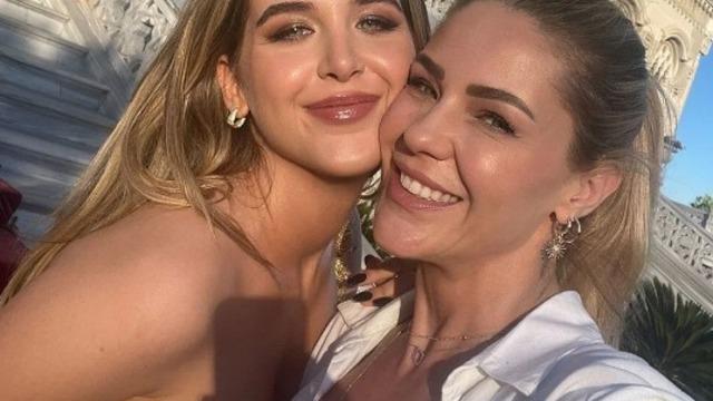 Emre Kınay ve Emine Ün'ün kızı Duru genç futbolcuyla aşkını ilan etti! Böyle duyurdu...