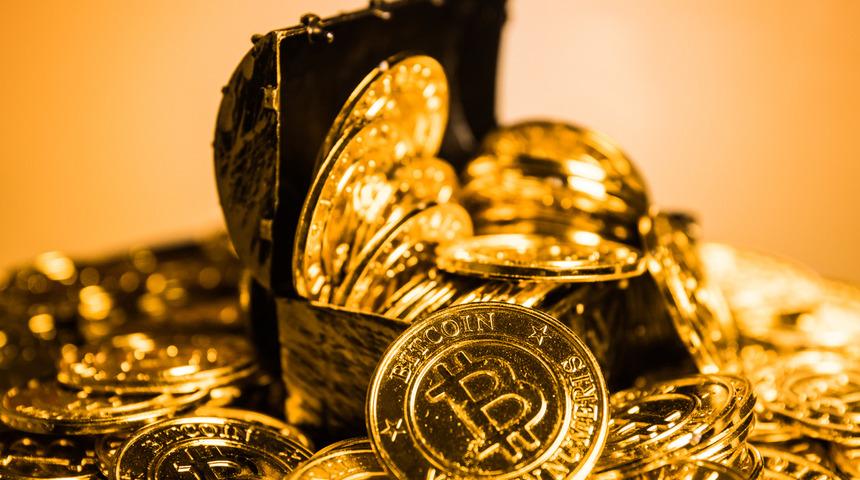 Bitcoin'de sert düşüş: Fed faiz indirimi beklentileri ve tasfiyeler piyasayı sarsıyor