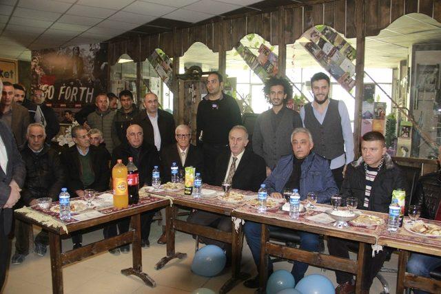 Vali Toprak işyeri açılışına katıldı