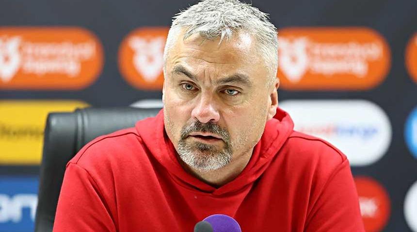 Thomas Reis: “Galatasaray karşısında en iyi kadroyu çıkarmaya çalışacağım”