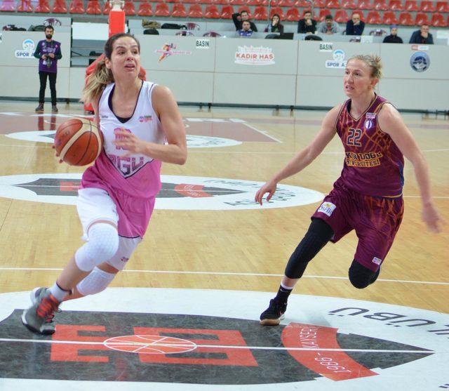 AGÜ Spor - Yakın Doğu Üniversitesi: 72 - 84