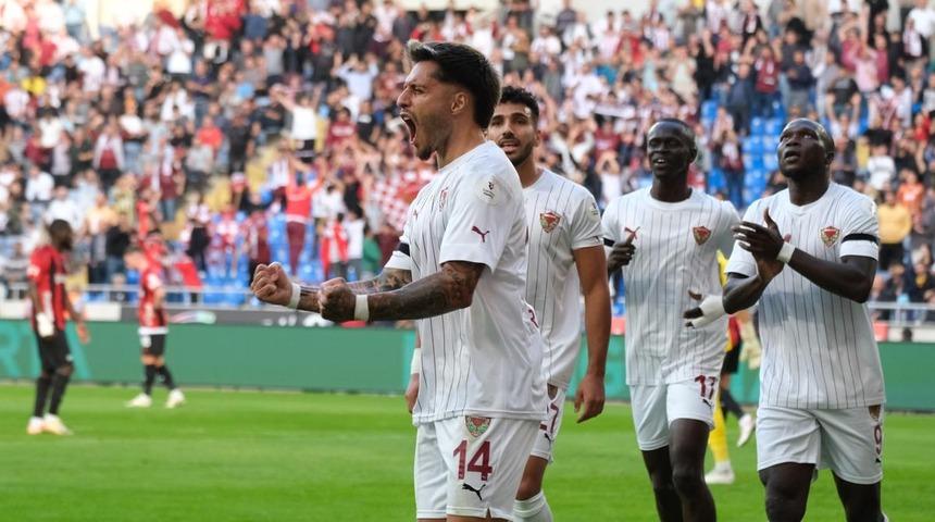 Süper Lig'de 12 haftanın sonunda bir ilk! Hatayspor-Gaziantep FK maçında yaşandı