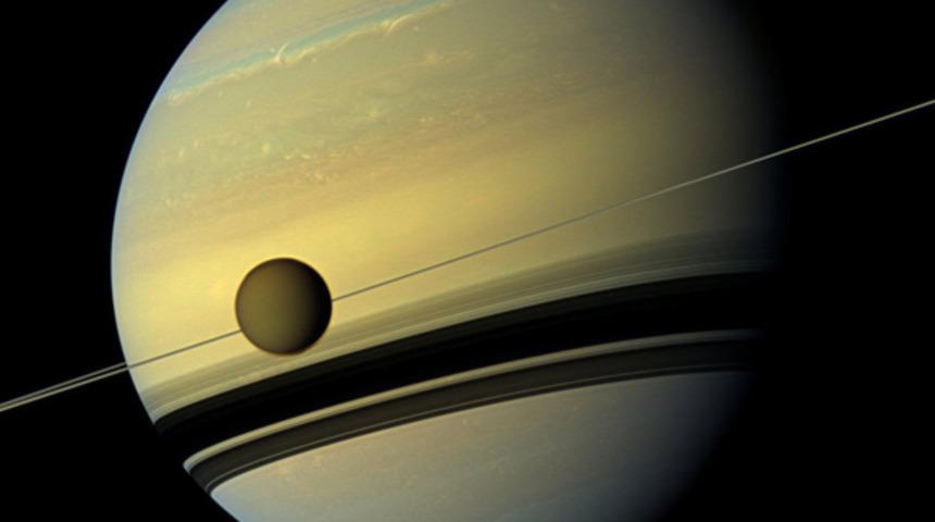 NASA, Titan uydusunda yeni yaşam belirtileri buldu