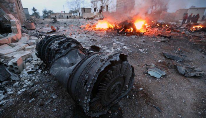 Son dakika: Suriyeli muhalifler Rus uçağını düşürdü