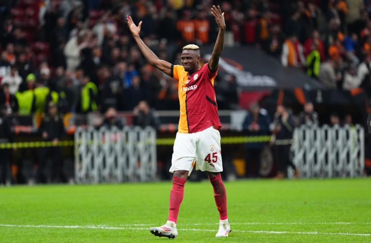 RAMS Park'ta duygusal anlar! Osimhen golü sonrası Icardi'yi unutmadı, öyle bir şey yaptı ki... G1