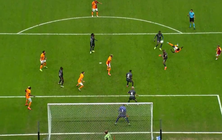 Maçın spikeri bile kendisini tutamadı! Galatasaray Samsunspor maçında inanılmaz an... G1