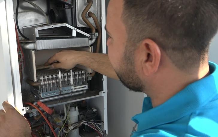 "ARIZALARIN ÖNÜNE GEÇEBİLMEK VE TASARRUF İÇİN KOMBİ BAKIMI ŞART"