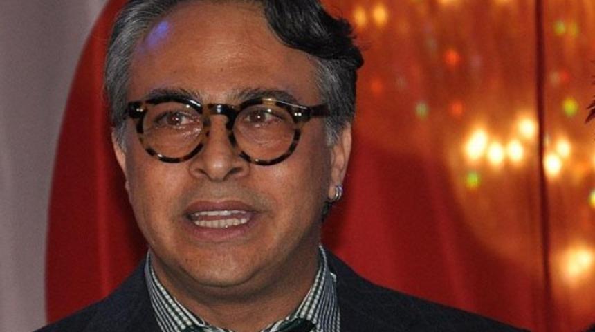 Barbaros Şansal havalimanında gözaltına alındı! 