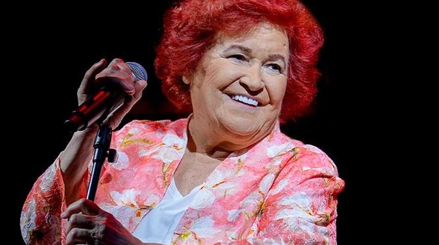 Konserlerini iptal etti, hasta yatağından paylaştı! Selda Bağcan'ın son hali üzdü