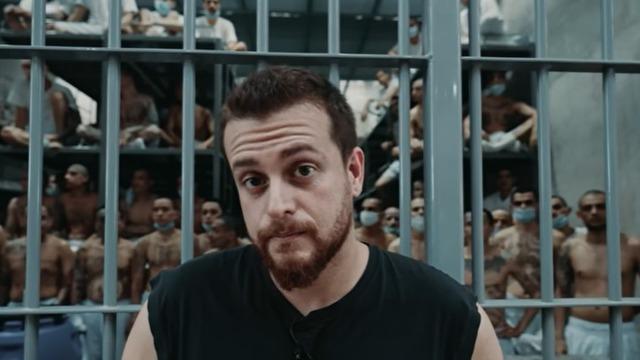 Dünya üzerindeki cehennem deniliyor! Türk Youtuber Alper Rende, dünyanın en büyük hapishanesi CECOT'u ziyaret etti... Buraya giren çıkamıyor