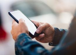 Yasal yolla alamayınca kayıt dışına yöneldiler! 30 milyardan fazla zarar ediliyor... Cep telefonu alımında düzenleme çağrısı