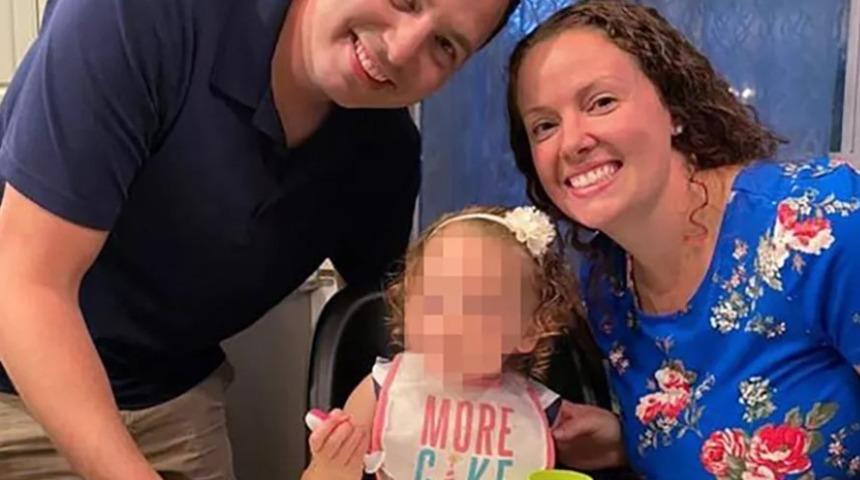 Tuhaf aşk üçgeni cinayete neden oldu! Çocuğunun dadısıyla gizli ilişki yaşayan koca eşini öldürmekle suçlandı