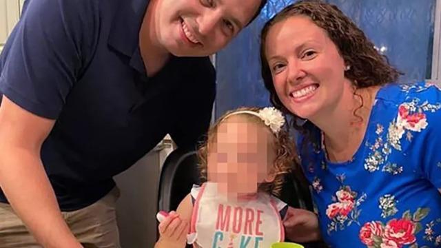 Tuhaf aşk üçgeni cinayete neden oldu! Çocuğunun dadısıyla gizli ilişki yaşayan koca eşini öldürmekle suçlandı