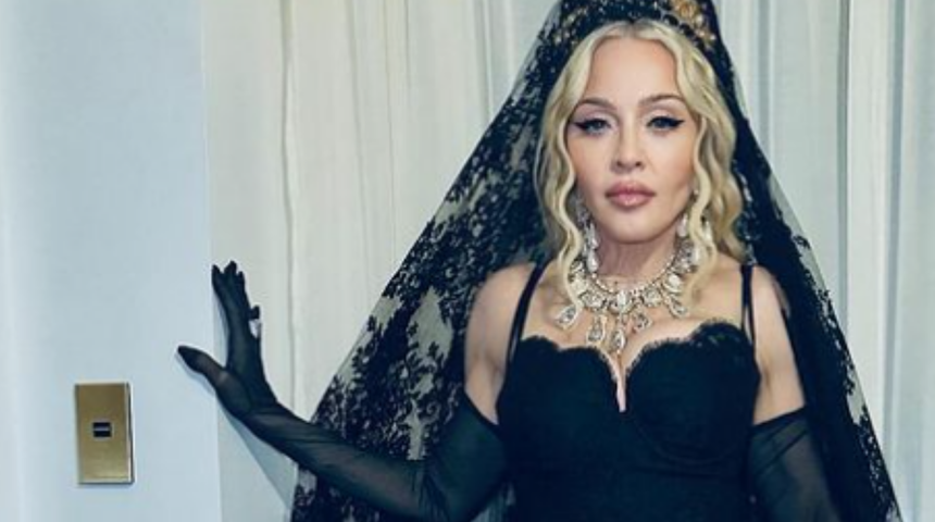 38 yaş küçük biriyle aşk yaşıyordu! Madonna'da yeni hamle geldi! 'Tüm erkeklerle olduğu gibi...'