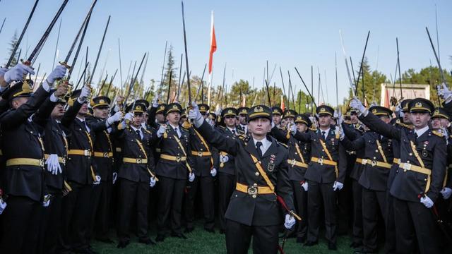 Teğmenlerle ilgili MSB'den yeni açıklama!