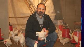 Hobi için 10 tane almıştı işler büyüdükçe büyüdü şimdi bine yakın var! Kendi işinin patronu olup çiftlik kurdu...