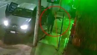 Korku dolu anlar! Dört silahlı saldırgan bir bara girip rastgele ateş açtı... Can pazarı yaşandı: 10 ölü 