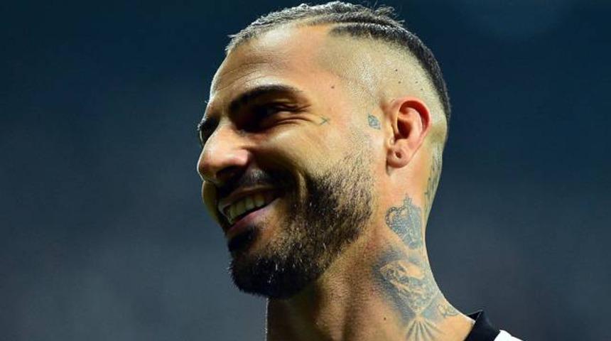 Ricardo Quaresma Şenol G&uuml;neş'i &ccedil;ıldırttı