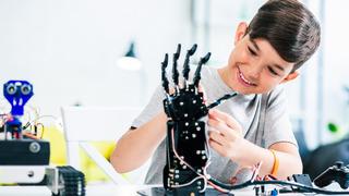 Robotik kodlama nedir, ne işe yarar? Robotik kodlama nasıl yapılır? Robotik kodlama eğitimi, örnekleri, oyunları ve etkinlikleri