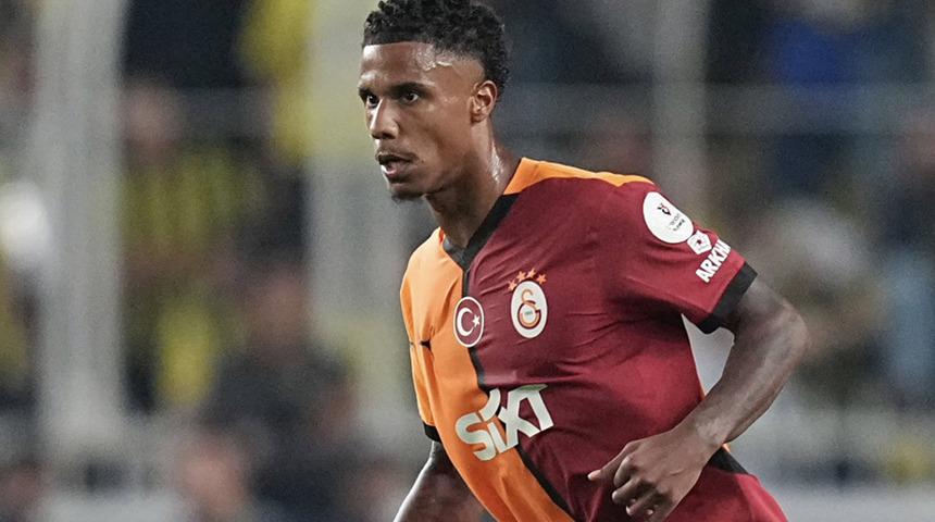 Galatasaray'a Mauro Icardi'nin ardından Ismail Jakobs şoku