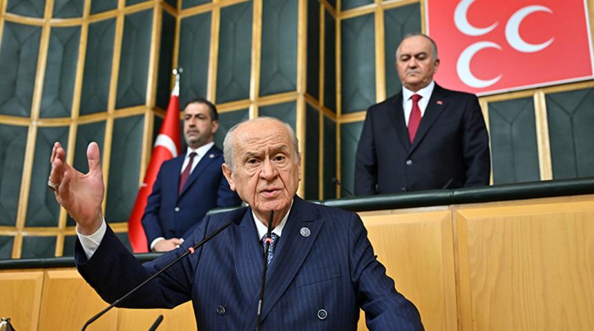 SON DAKİKA | Bahçeli uyardı, Özgür Özel tavsiye verdi! "Yargıya saygı duy, partinde otur" çıkışına jet yanıt geldi