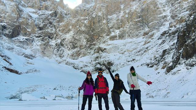 Her yer bembeyaz... Adeta rüya gibi! Gören inanamıyor, görüntüler yurt dışından sanıyor
