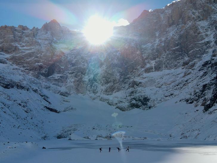 Her yer bembeyaz... Adeta rüya gibi! Gören inanamıyor, görüntüler yurt dışından sanıyor G3