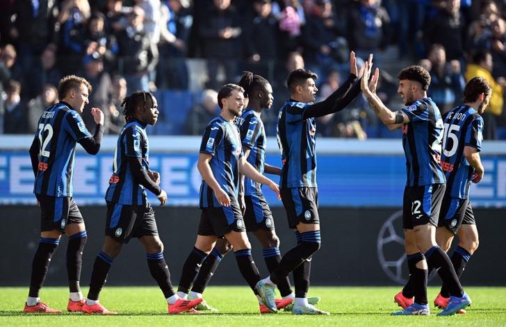 Uluslararası Futbol Tarihi ve İstatistikleri Federasyonu açıkladı! Son 1 yılın en başarılı kulüpleri belli oldu! Beşiktaş, Fenerbahçe ve Galatasaray...  G4
