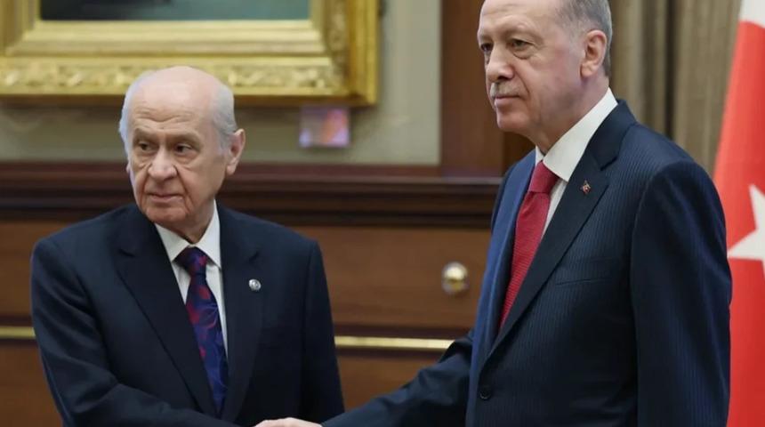 Beştepe'de kritik zirve! Erdoğan ile Bahçeli bir araya geldi