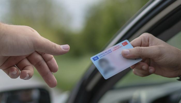 Üşenip gitmeyen yandı! 15 TL yerine 333 katı daha fazla para ödeyecekler