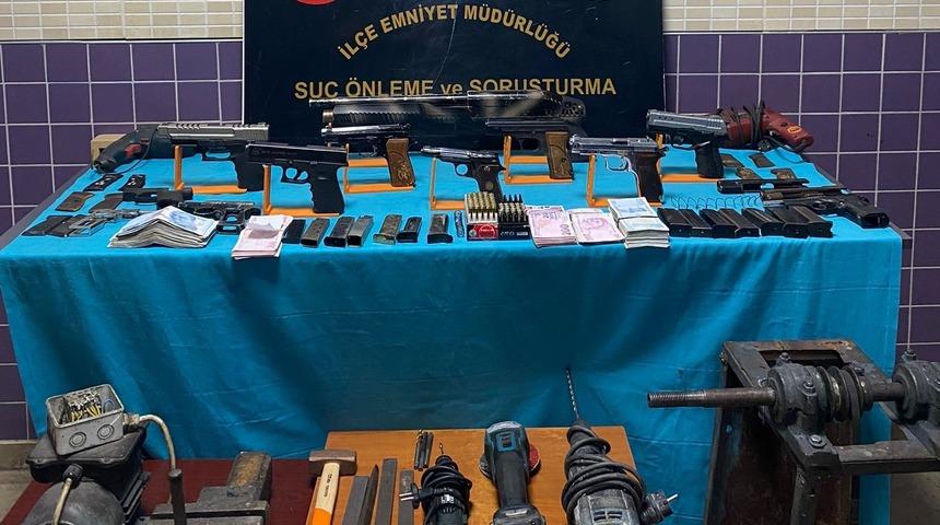 Bursa'da evinde kaçak silah üreten şüpheli tutuklandı