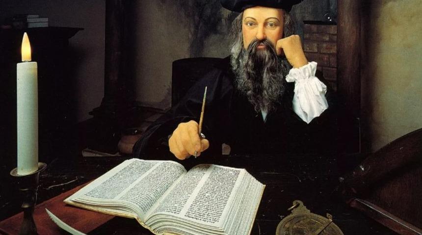 Nostradamus bu kez Kraliyet Ailesi'ne gözünü dikti! "Kral Charles'ın yerine 'gizemli' bir göreve getirilmesi bekleniyor"