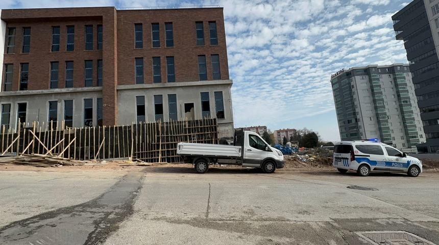 Bilecik'te inşaatta asansör boşluğuna düşen işçi öldü