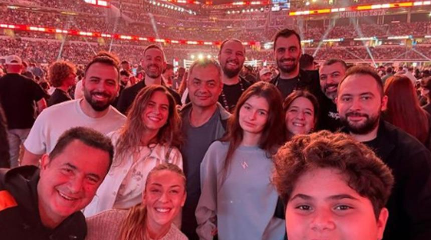 Mike Tyson-Paul maçında tanıdık isim! Acun Ilıcalı tribünde yer aldı