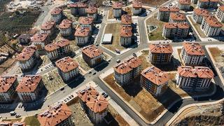 Deprem bölgesinde konut teslimi devam ediyor! Murat Kurum: 'Hiçbir şeyimiz eksik kalmadı'