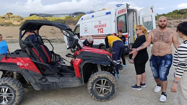 Yer: Antalya! ATV ile drift atarken kaza yapan İngiliz turistler gazetecilere saldırdı: 1 kişi yaralandı  G3