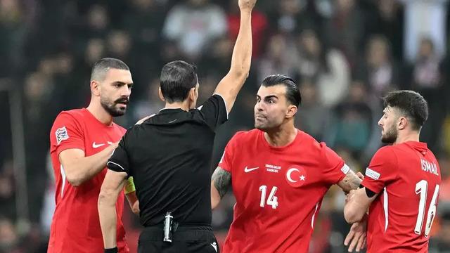 A Milli Takım kadrosunda ayrılık! Abdülkerim Bardakcı'nın son durumu hakkında bilgilendirme yapıldı