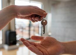 Kiralık konutta 'Yıllık kontrat' dönemi! Ev sahiplerinin yeni yöntemi, kiracıları isyan ettirdi: "1 yıl otur çık"