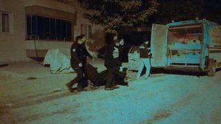 Her yere tiner döktü! Evi ateşe veren kadın kendini de çocuğunu da yaktı: İkisi de kurtarılamadı