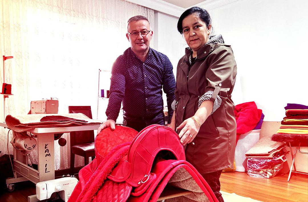 Evinin odasında &uuml;retiyor, T&uuml;rkiye'nin 81 iline satıyor! Tanesi 20 bin lira