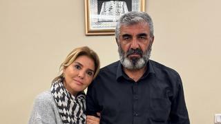 Rojin'in babasıyla fotoğrafını paylaştı! Takipçisinin o yorumu Gülben Ergen'i kızdırdı! Verdiği yanıt gündem oldu...