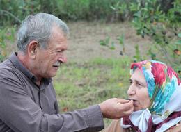 Eşine 'iyi gelsin' diye başladı, eşe dosta da gönderdi! Şimdi siparişlere yetişemiyor 'Kilosunu 500 TL'den satıyoruz'