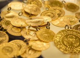 'Altına hücum edecekler' Gram altın için yeni tahmin! Tarih verdi 'Panik satışı' uyarısı