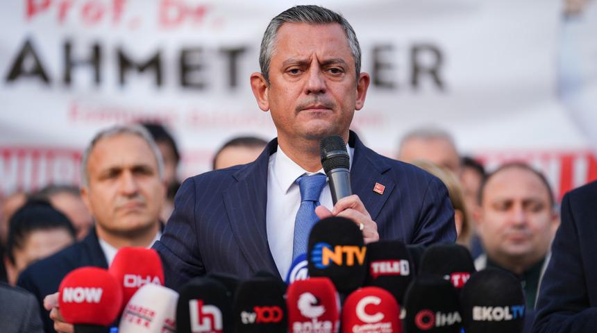 CHP Genel Başkanı Özgür Özel'den Esenyurt açıklaması: "Nöbete devam kararı aldık"